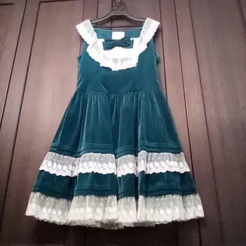 줄리엣 에쥬스틴느 라 쥬느 필 키 플리에