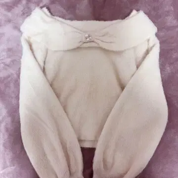 INGNI 페더얀 오프숄더 리본 니트 화이트 니트