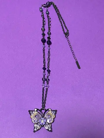 ANNA SUI 빅 나비 디자인 목걸이