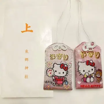 산리오 키티 2종 부적 토고 신사 하라주쿠