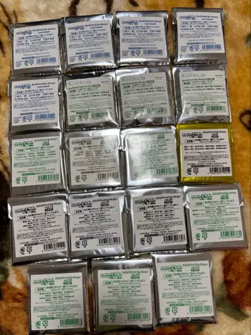 프로세카 캔뱃지 묶음 판매 미개봉 새상품