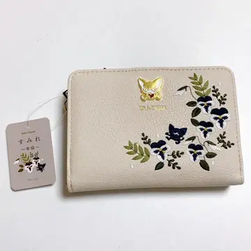 [새상품] 베베다얀 꽃무늬 자수 베이지 지갑