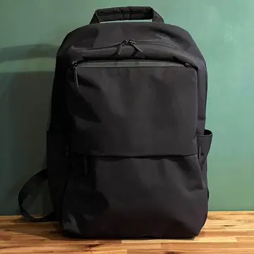 유니클로 기능성 백팩