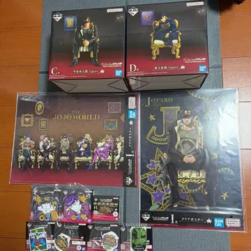 죠죠의 기묘한 모험 제일복권 쿠죠 죠타로 히가시카타 죠스케 피규어