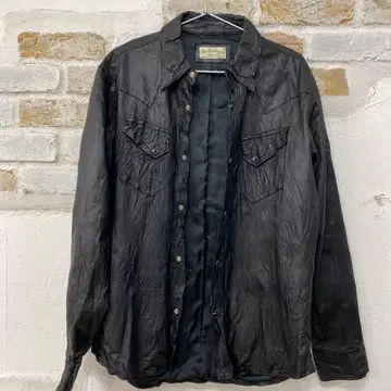 새상품급 소가죽 주름 가공 Fine Sportswear 블랙 가죽 셔츠