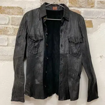 소가죽 occupy 블랙 가죽 주름 가공 셔츠 S