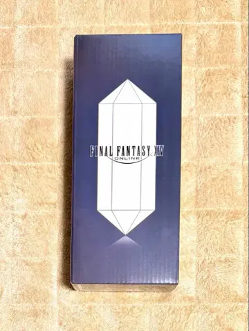 [ 미개봉 새상품 ] FINAL FANTASY XIV 크리스탈 라이트