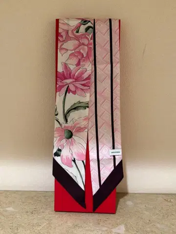 새상품 페라가모 스카프 박스 포함