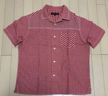 빨간색과 화이트 체크 무늬 반팔 셔츠 46