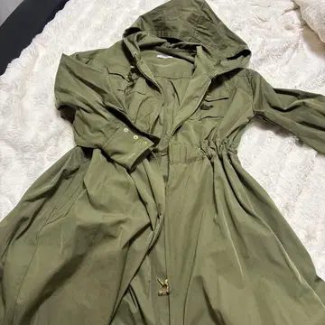 엠마 테일러 후드 부착 트렌치코트 M 올리브