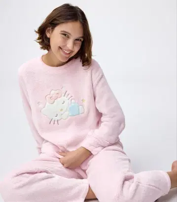 산리오 키티 룸웨어 세트