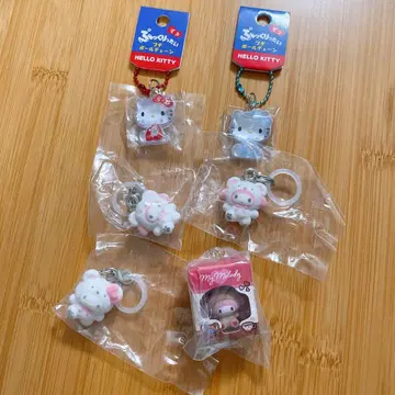 산리오 복슬복슬 스노우 키티 마이멜로 외 가챠가챠