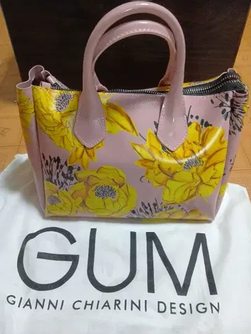 미사용 새상품 GUM 꽃무늬 핑크 핸드백