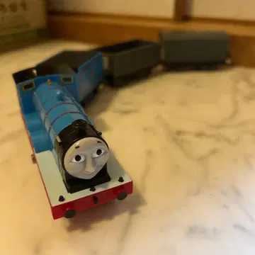 프라레일 구 에드워드 토마스 시리즈 4