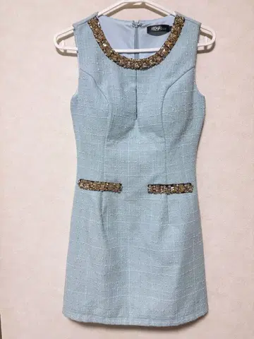 W Plume 스카이블루 슬리브리스 드레스