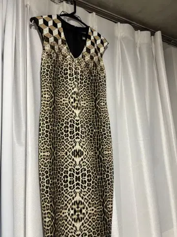 cavalli 레오파드 무늬 V넥 원피스