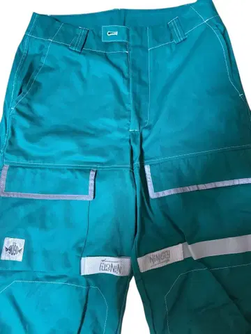 [ 미사용 새상품 ] 9090 리플렉터 라인 벌룬 팬츠 그린 M 사이즈