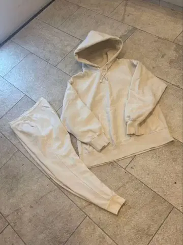 유니클로 GU 맨투맨 상하의 셋업 팬츠 후드티 아이보리