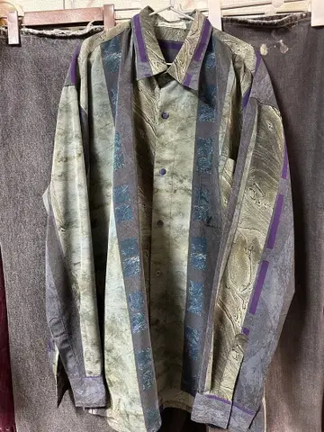 구제 패턴 셔츠