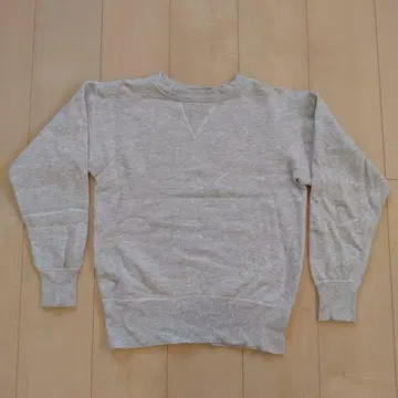 앞 V 맨투맨 멜란지 그레이