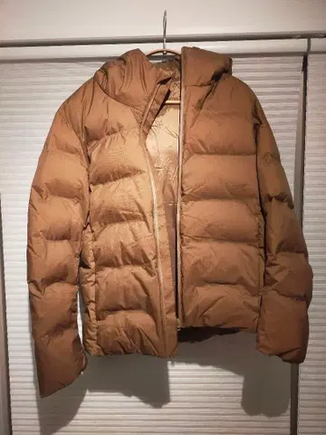 유니클로 다운 자켓