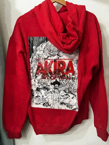 AKIRA ART OFF WALL 풀오버 후드티