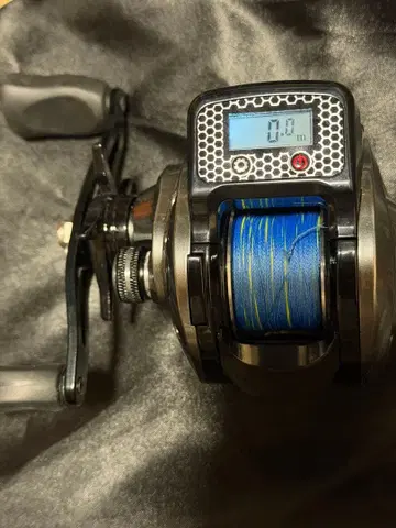 카운터 부착 베이트릴 타이바다 낚시릴