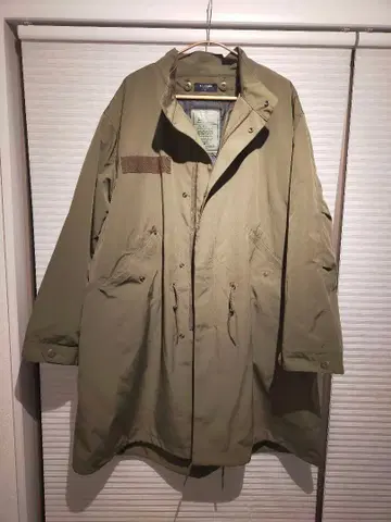 라이트 온 모즈 코트