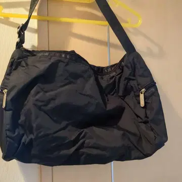 블랙 나일론 토트백