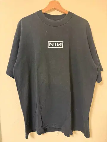 Nine inch nails Box logo 티셔츠 보로