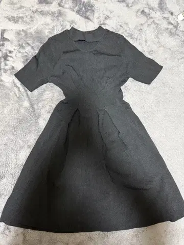 [ LIP SERVICE ] 미니 원피스