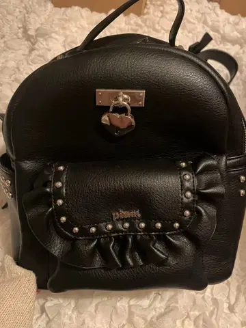 pium 하트락 미니 백팩 블랙