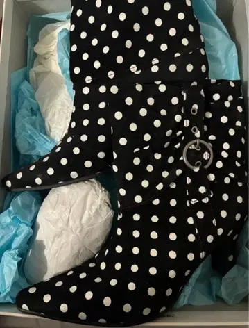 와노나노 숏부츠 물방울 도트 가죽 스웨이드