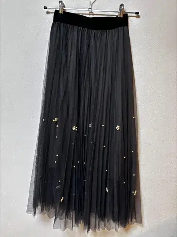 펄 장식 블랙 튤 플레어 스커트 한국 스타일