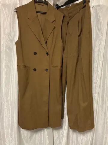 GU 벨티드 스트레이트 팬츠 Z+E 셋업