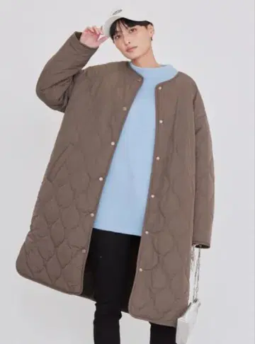 아메리칸 홀릭 리버서블 퀼팅 코트 모카 브라운