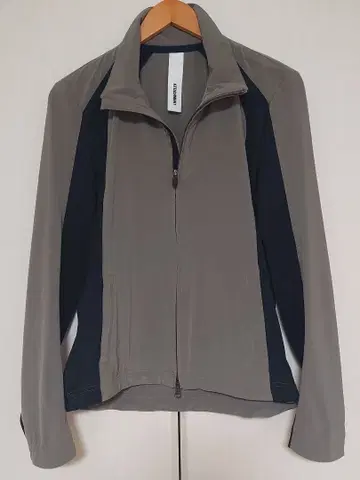 어태치먼트 트랙 자켓 사이즈 2