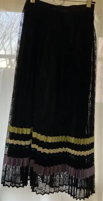 MERCURYDUO 롱 플리츠 레이스 스커트