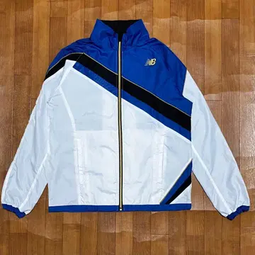 1회 착용, 표기보다 큰 사이즈 뉴발란스 폴리에스테르 지퍼 자켓