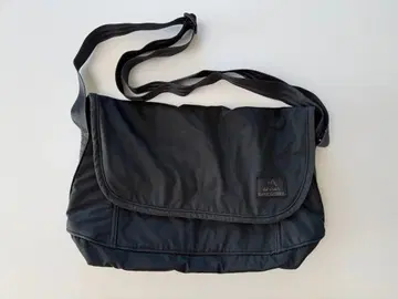 GREGORY 블랙 숄더백