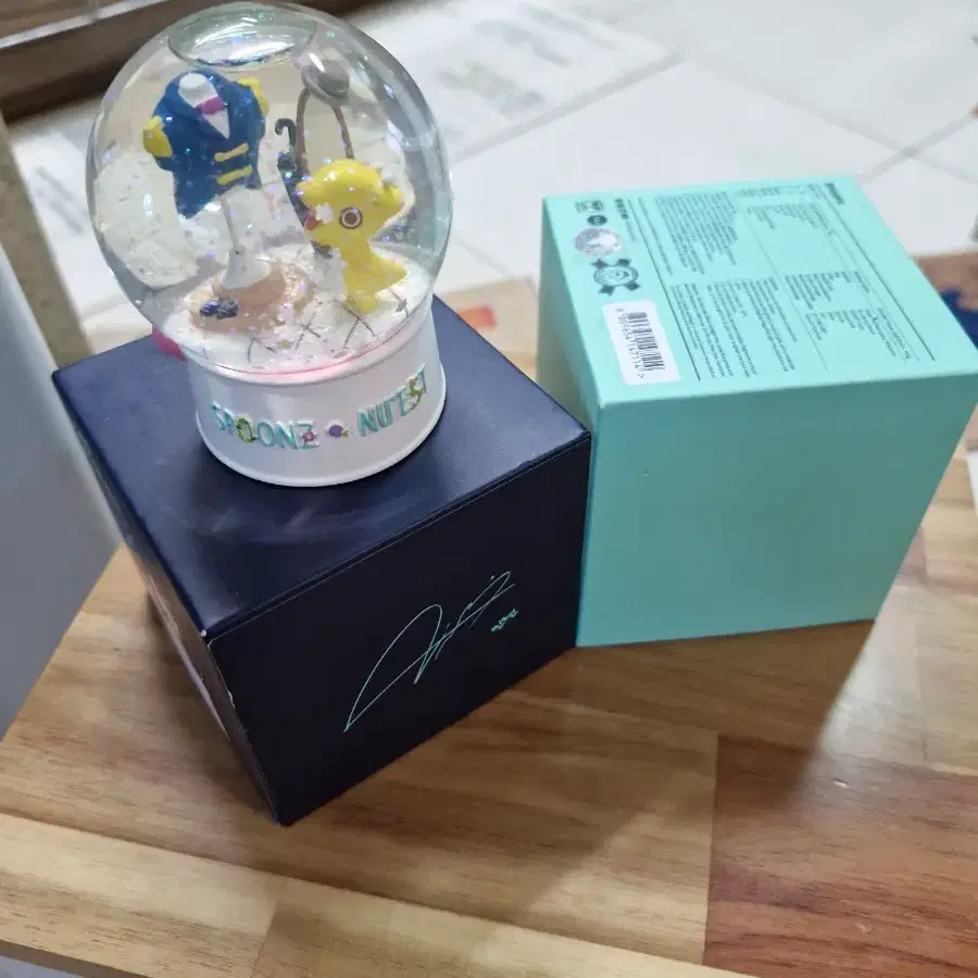 SPOONZ X NU'EST Ping Flower Ball (SPOONZ X NU'EST) #뉴이스트,#스푼