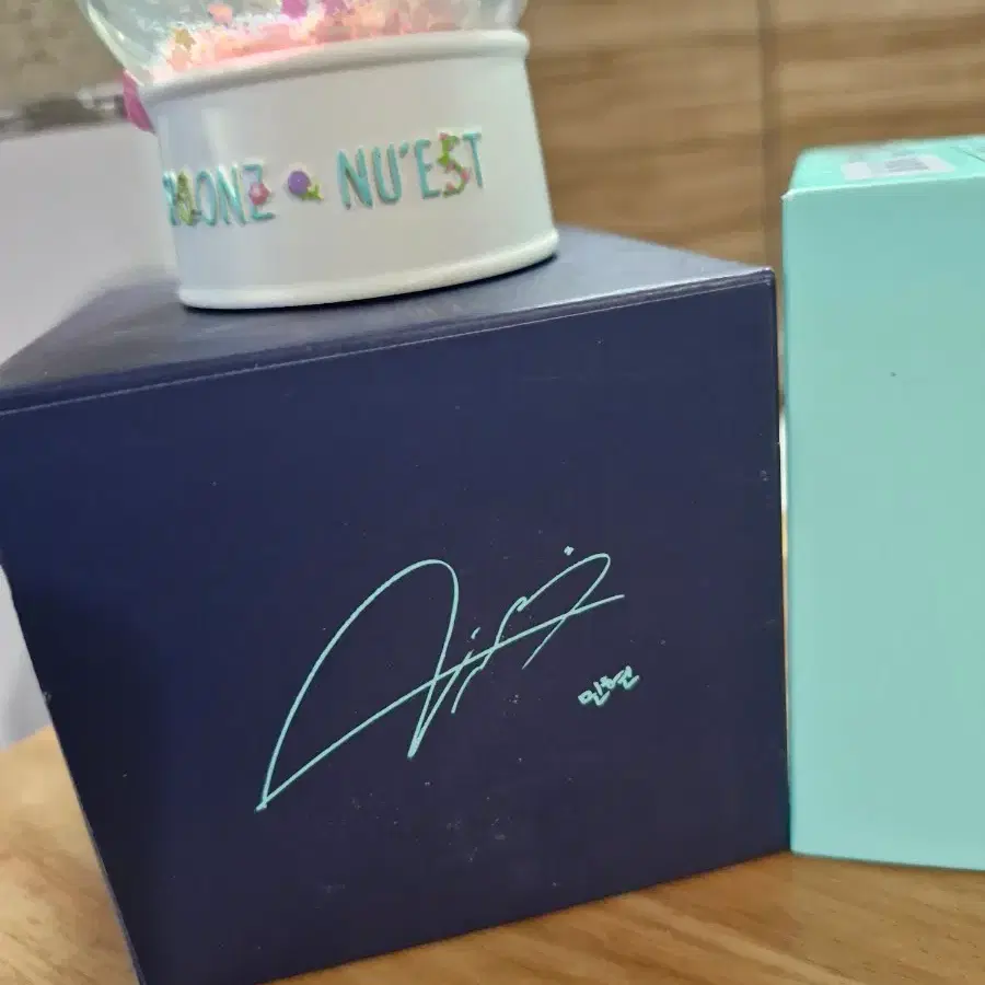 SPOONZ X NU'EST Ping Flower Ball (SPOONZ X NU'EST) #뉴이스트,#스푼