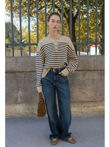 ZARA 스트라이프 패턴 니트 스웨터