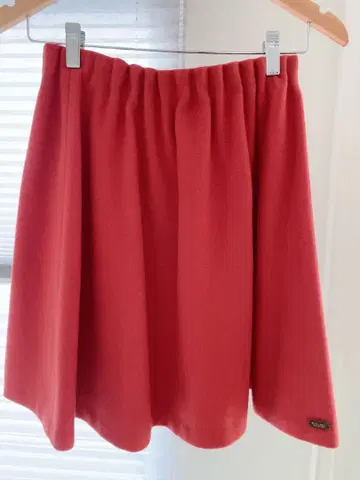 BLUE LABEL CRESTBRIDGE 플레어 스커트 38 빨간색