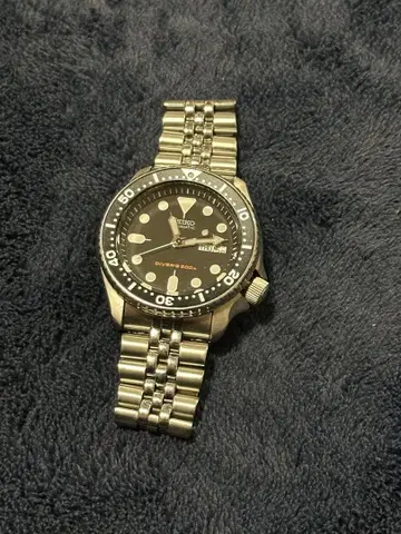 SEIKO 손목시계 블랙보이 SKX007KD