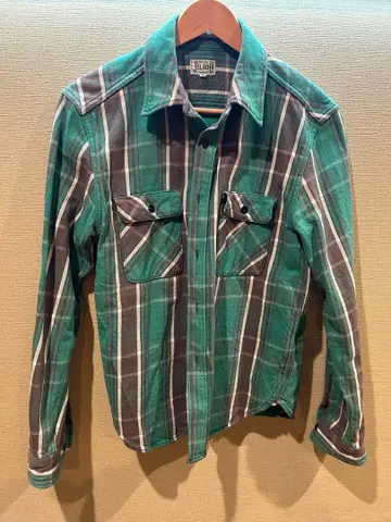 JELADO 체크 무늬 플란넬 셔츠 사이즈 16