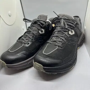 호카 오네오네 스피드고트 3 WP 27.5cm 사용 적음