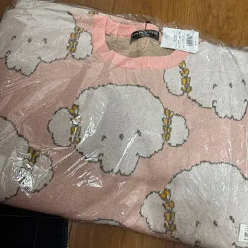 TRAVAS TOKYO 핑크 코기뮨 콜라보 니트 스웨터