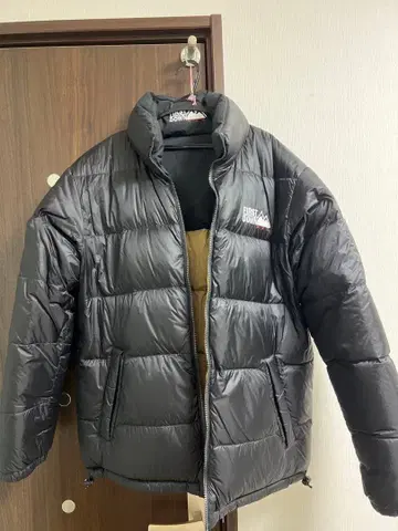 FIRST DOWN 다운 자켓 블랙/카키