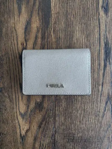 FURLA 베이지 명함지갑